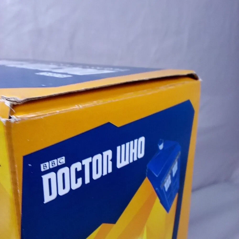 Doctor Who TARDIS Console Lava Lamp NEW 14.5" Tall BBC 2009 110V Rabbit Tanaka - Picture 6 of 11